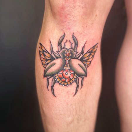 Тату скарабей