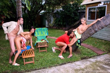 Групповой секс