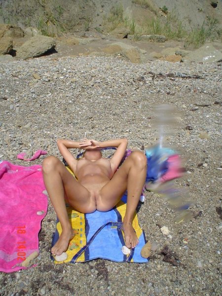 Девушки без стыда на пляже