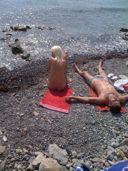 На пляже в сочи