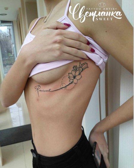 Татуировки для девушек под грудью