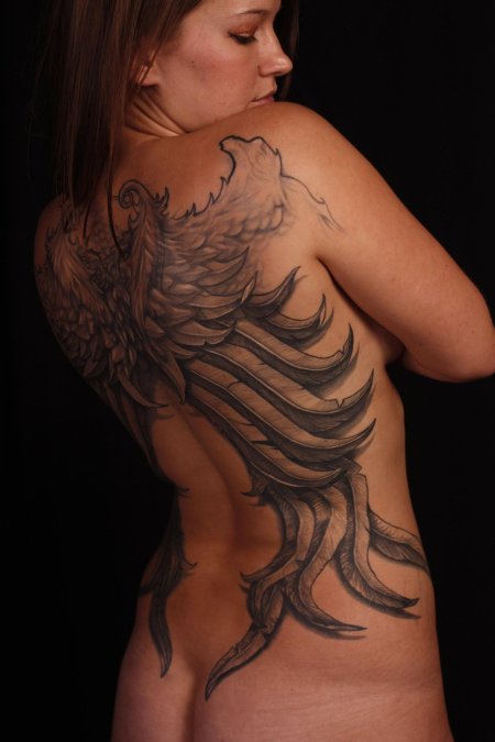 Тату на спине для девушек