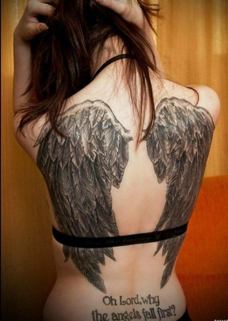 Тату на спине для девушки