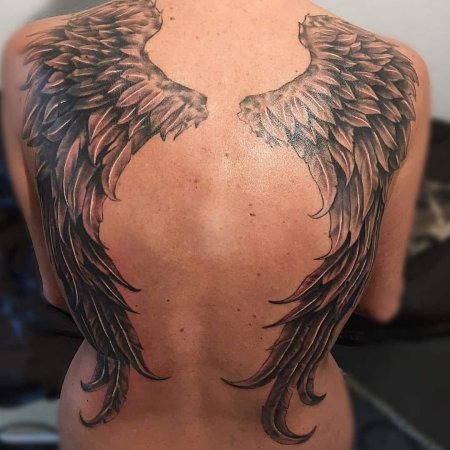 Ангел на спине тату