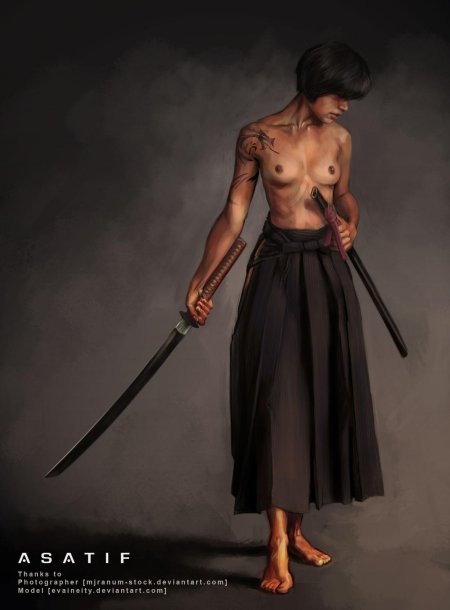 Женщина самурай нагината