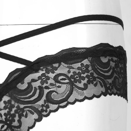 Мужские кружевные стринги