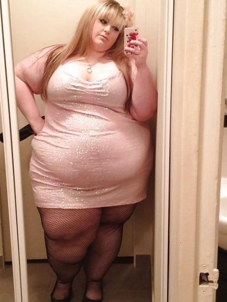 Толстая девушка