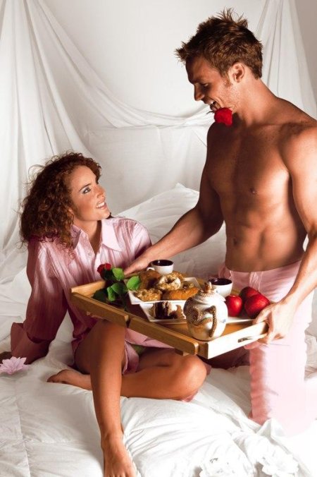 Кофе в постель для любимой