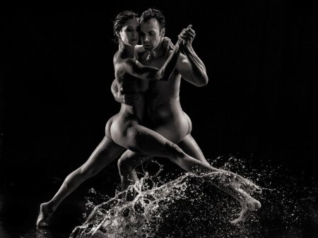 Пара в танце