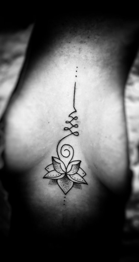 Татуировка женская