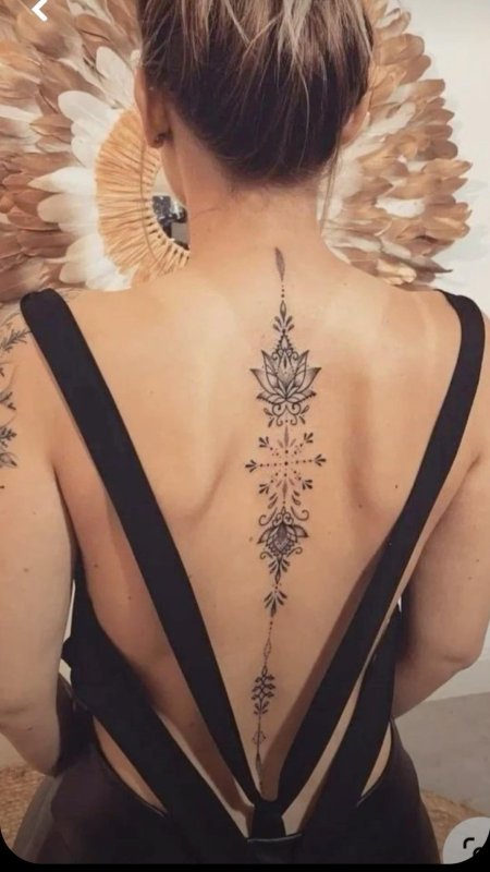 Тату на спине