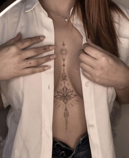 Тату на спине для девушек