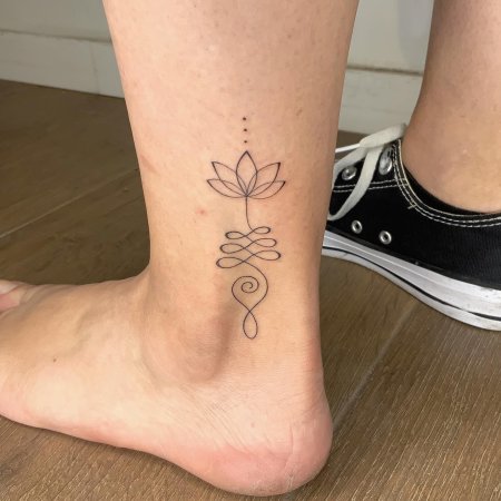 Уналоме тату