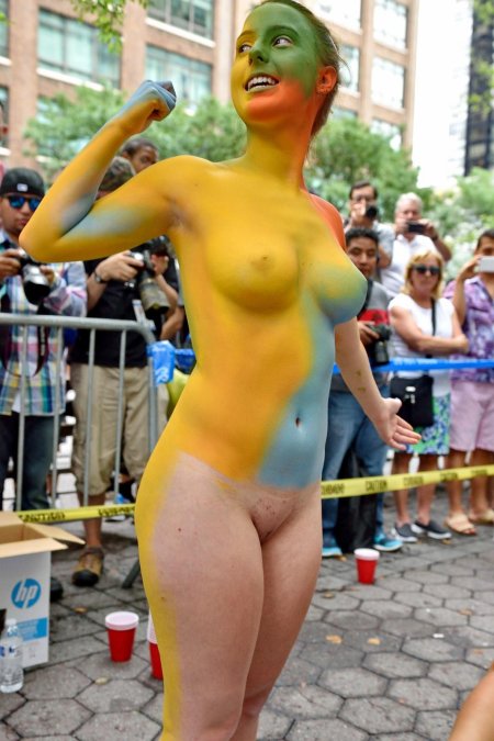 Amsterdam bodypainting day