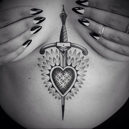 Тату сердца