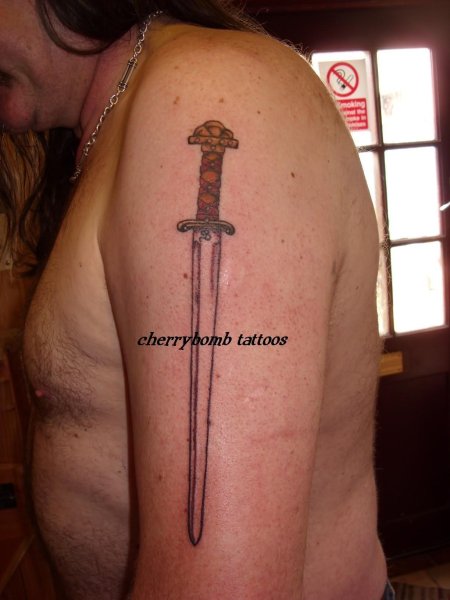Татуировка меч