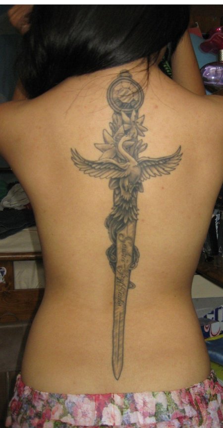 Тату на спине