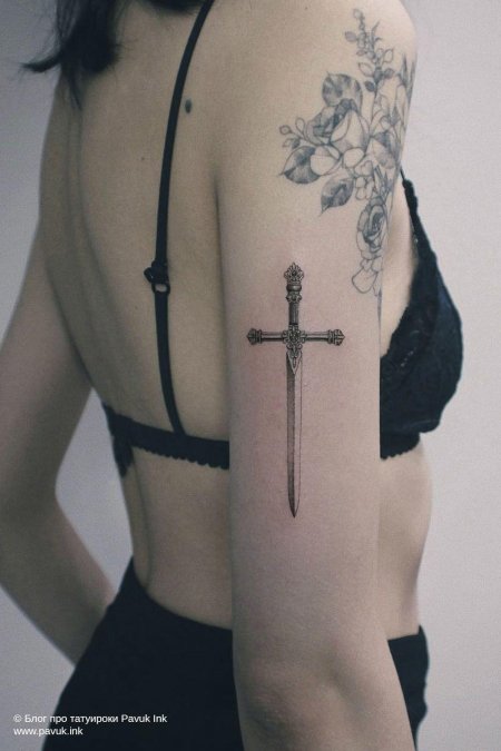 Тату крест