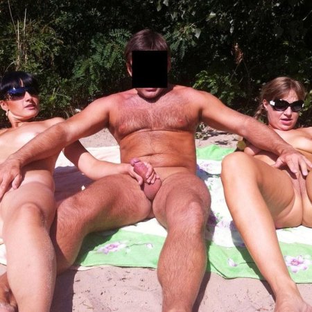 Домашний нудизм