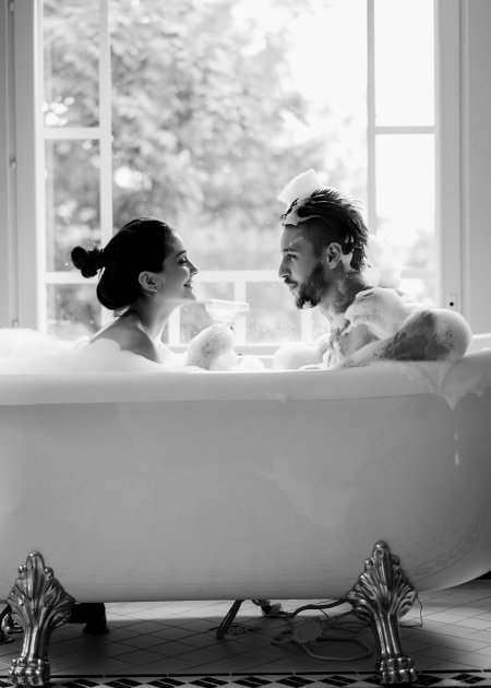 Пара в ванной