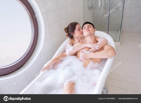 Вдвоем в ванной