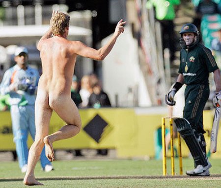 Голые футболисты