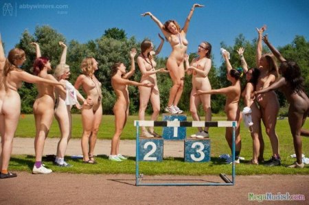 Спортивные состязания ню