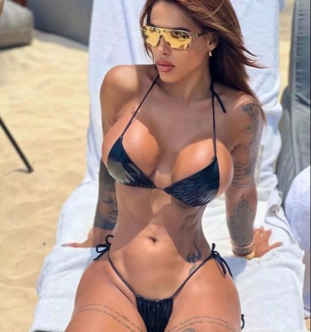 Голые загорелые женщины