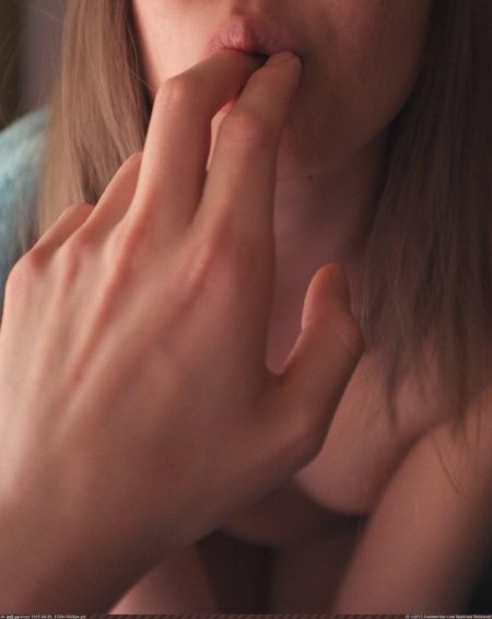 Красивые сосущие девушки