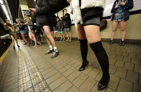 Нью йорк метро без штанов