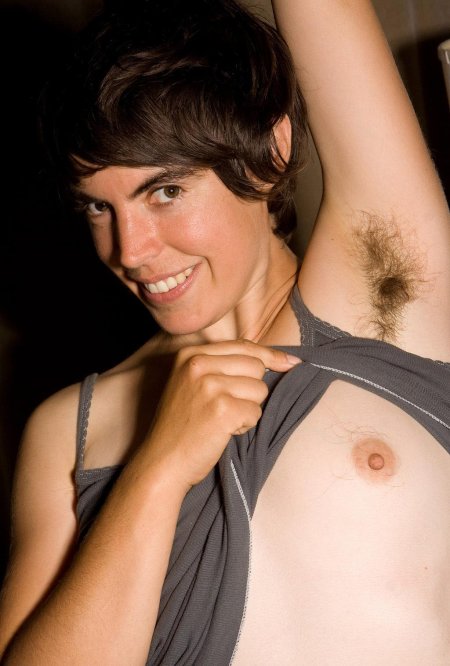 Женщины с волосатыми сосками