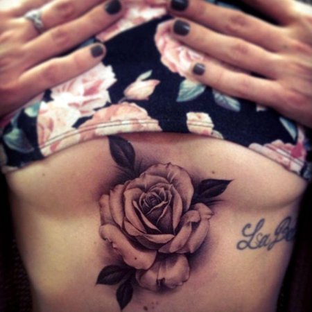 Тату с розами