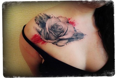 Тату роз