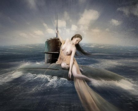 Голые девчонки на корабле