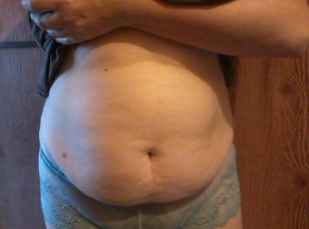 Живот толстый женский