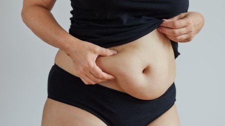 Женщина с животом