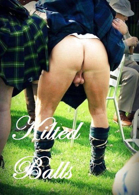 Мужчины в килтах без трусов