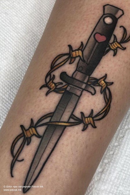 Татуировка кинжал