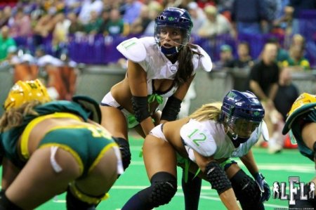 Женский американский футбол