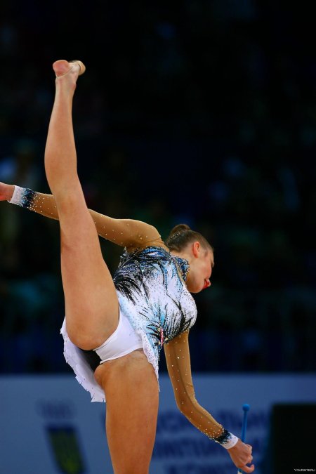 Засветы писек гимнасток