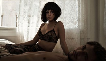 Селена гомес в постели