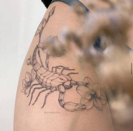 Тату скорпион для девушек на руке