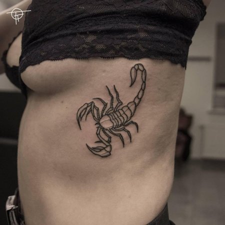 Тату скорпион