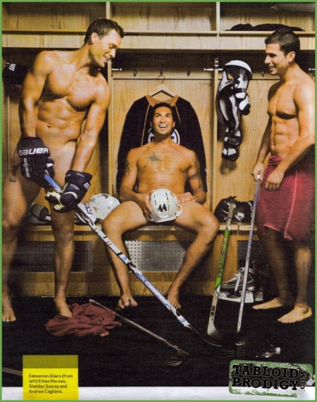 Голые хоккеисты