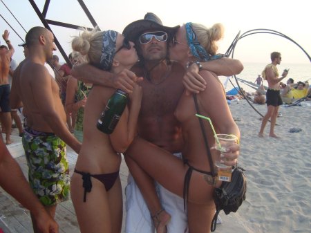 Оргии на пляже