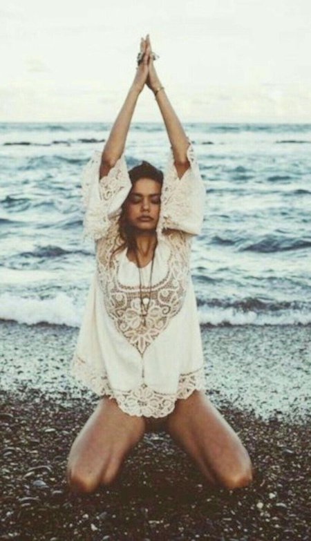 Пляжный образ для девушки