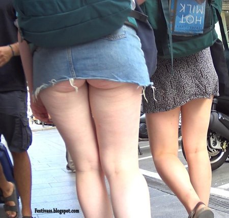 Micro mini skirt public