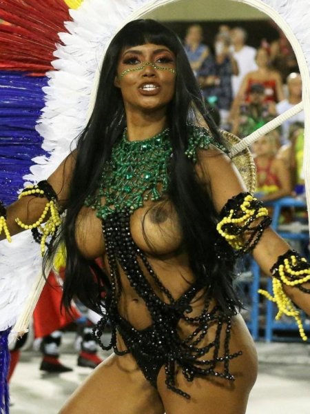 Андреа мартинс бразилия карнавал nude