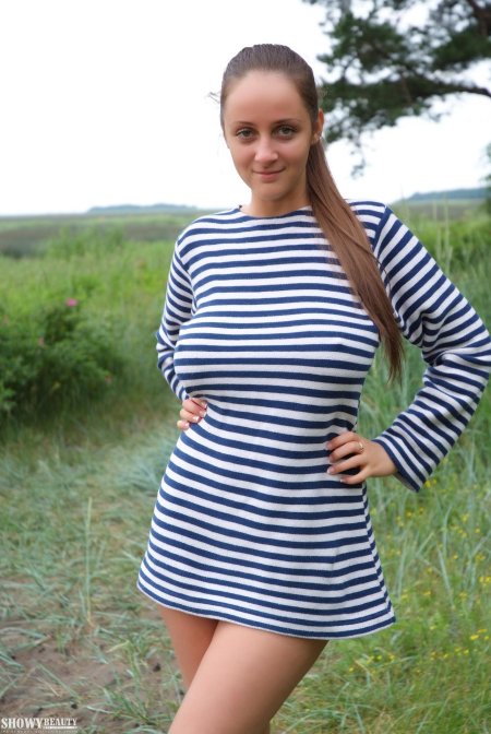 Eekat melony в платье