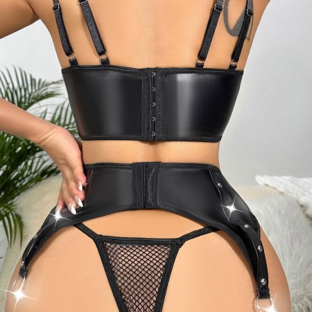 Кожаное нижнее белье